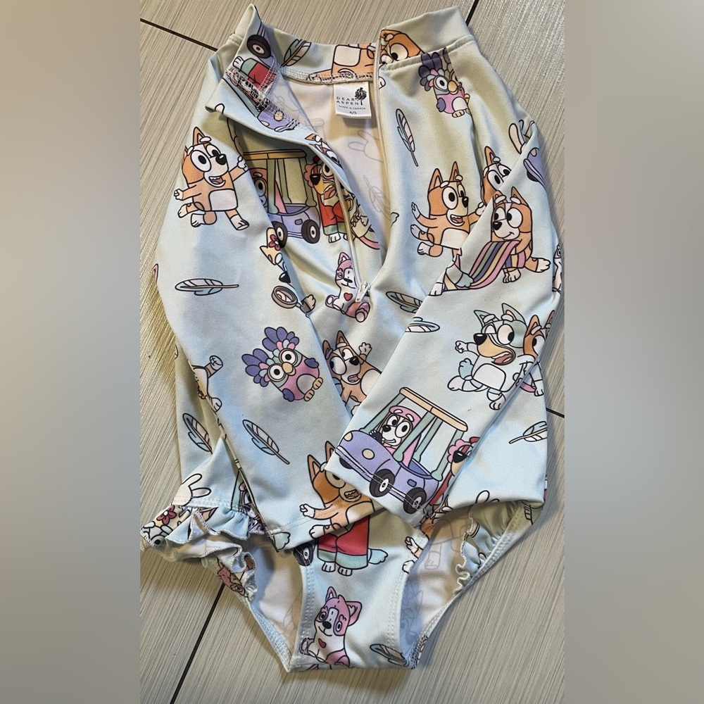Dear aspen size 4/5 girls swimwear